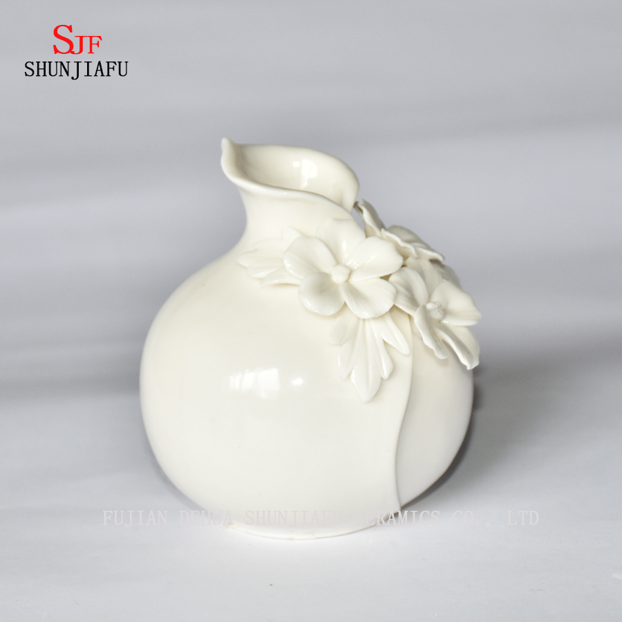 Vase à fleurs en céramique de haute qualité / a
