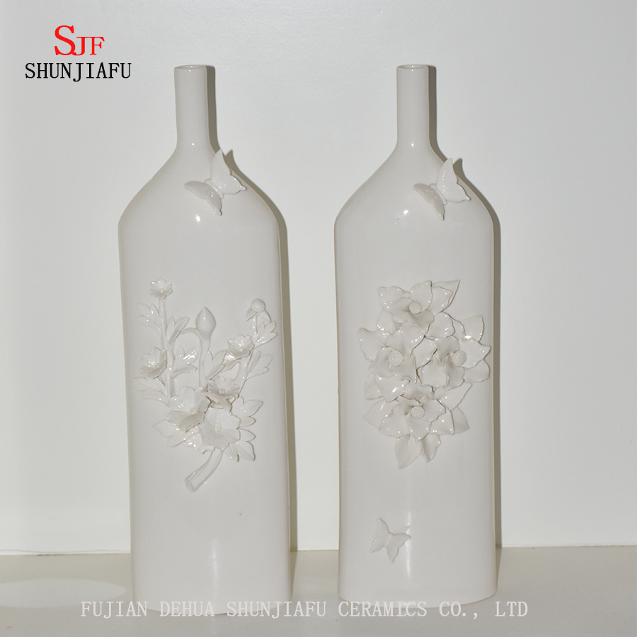 Merveilleux, magnifique, splendide et chic vase en céramique haute