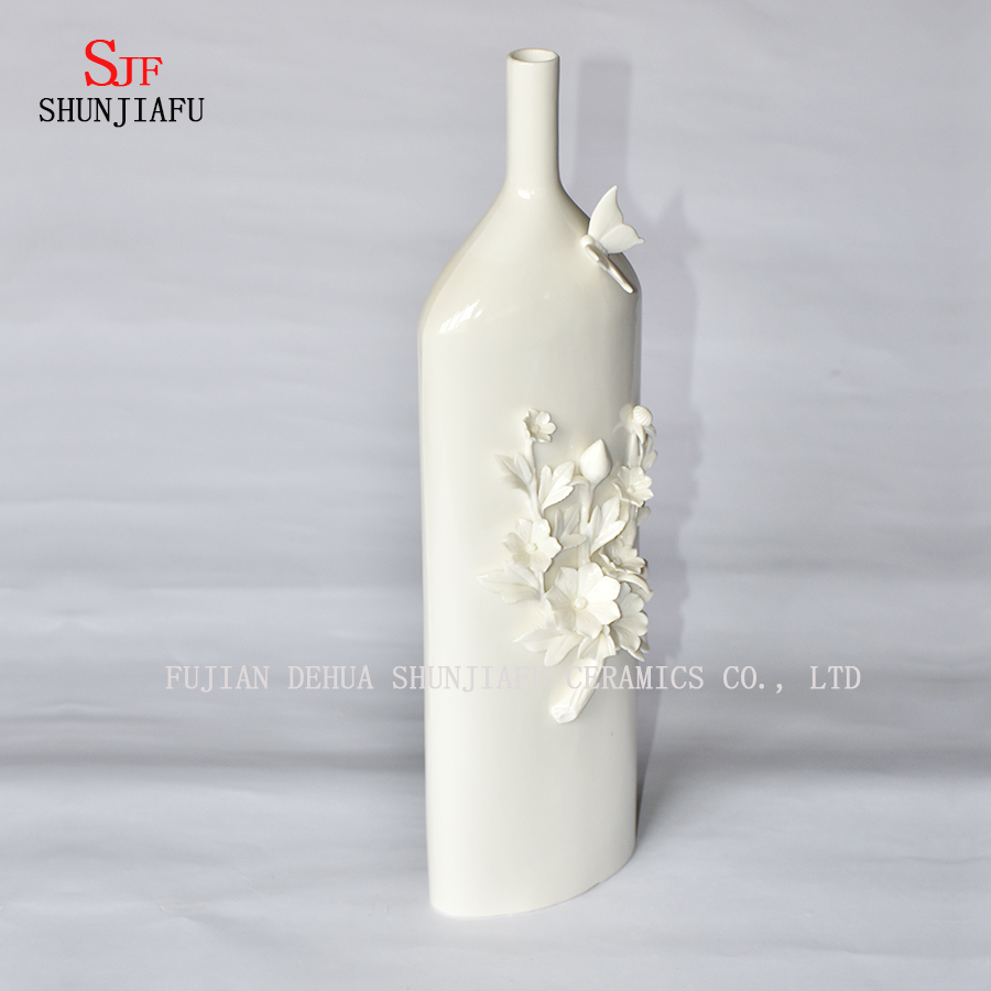 Merveilleux, magnifique, splendide et chic vase en céramique haute