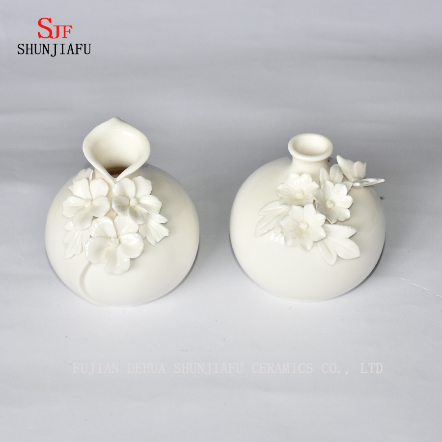 Vase à fleurs en céramique de haute qualité / a