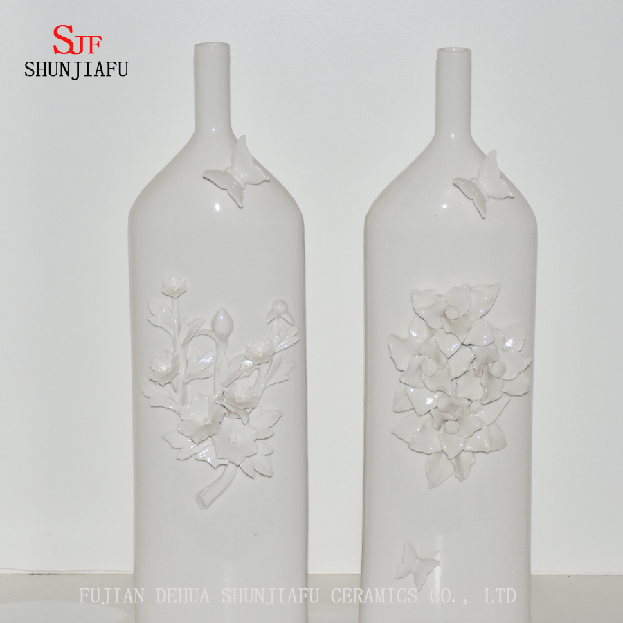 Merveilleux, magnifique, splendide et chic vase en céramique haute