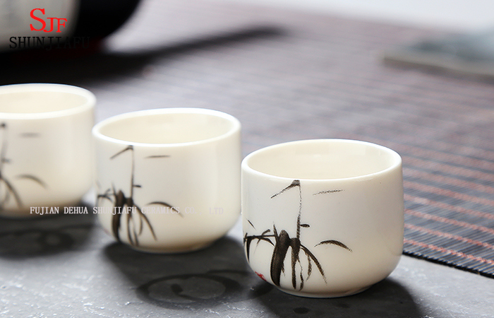 Bone Chine Coupe / vin en c&eacute;ramique; Coupe avec impression.