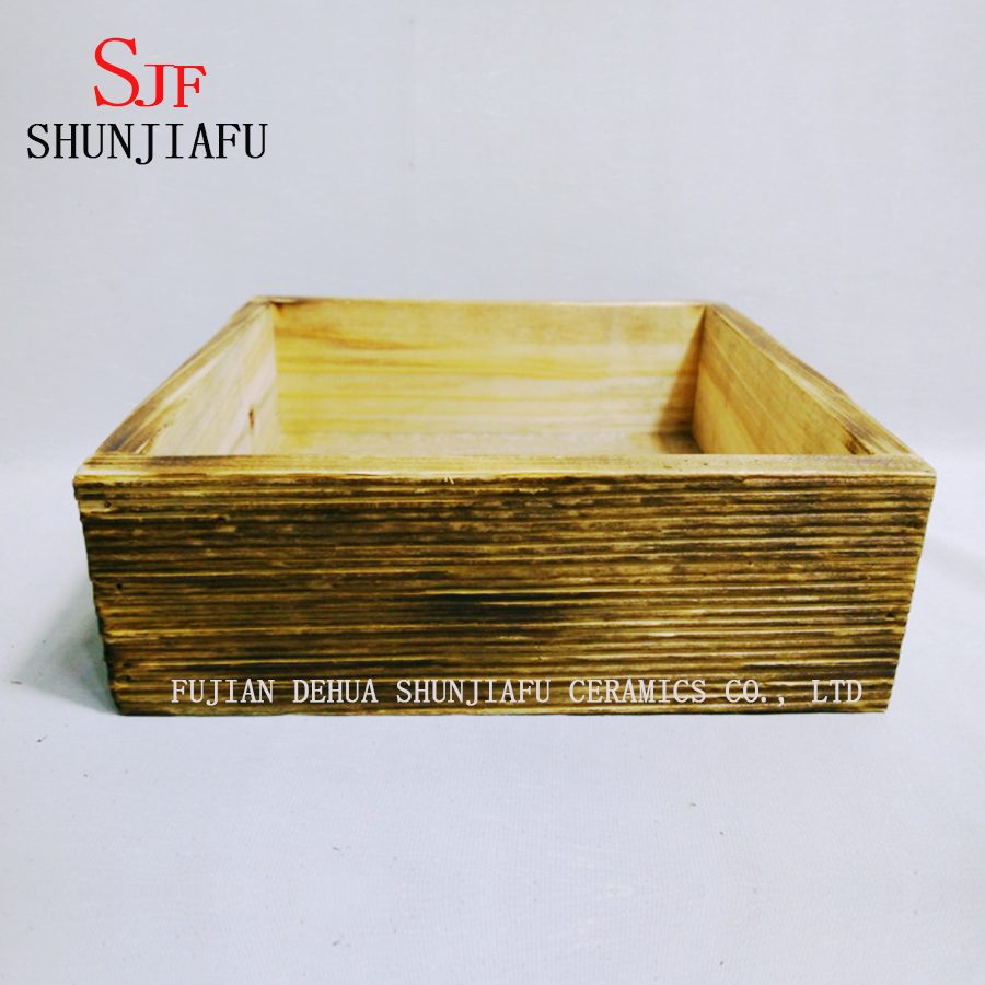 Jardini&egrave;re en bois &agrave; fleurs pour plantes