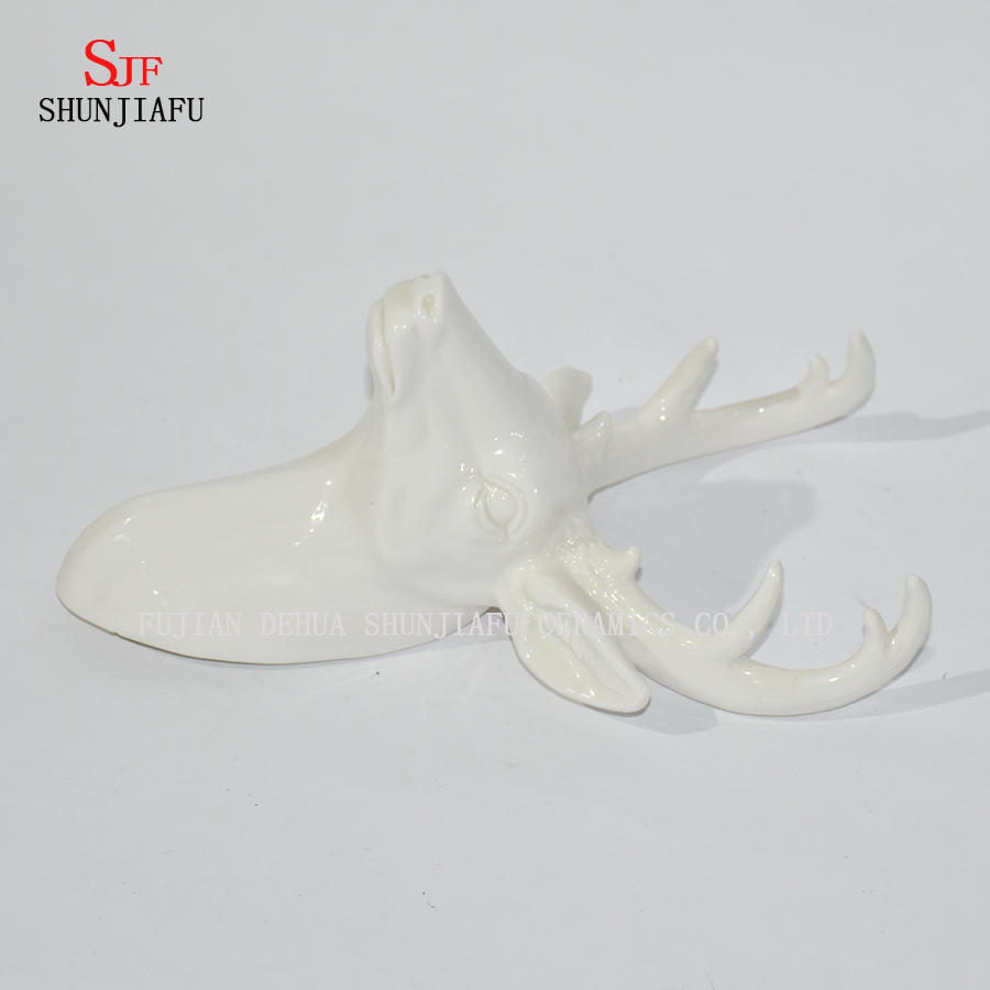 D&eacute;coration en c&eacute;ramique de d&eacute;cor de mur de t&ecirc;te de cerf de taxidermie / corne d'antilope de galvanoplastie