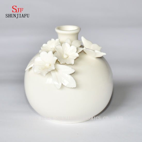 Vase à fleurs en céramique de haute qualité / a