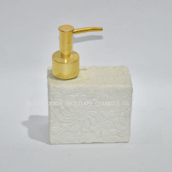 Articles sanitaires en céramique galvanisés / or