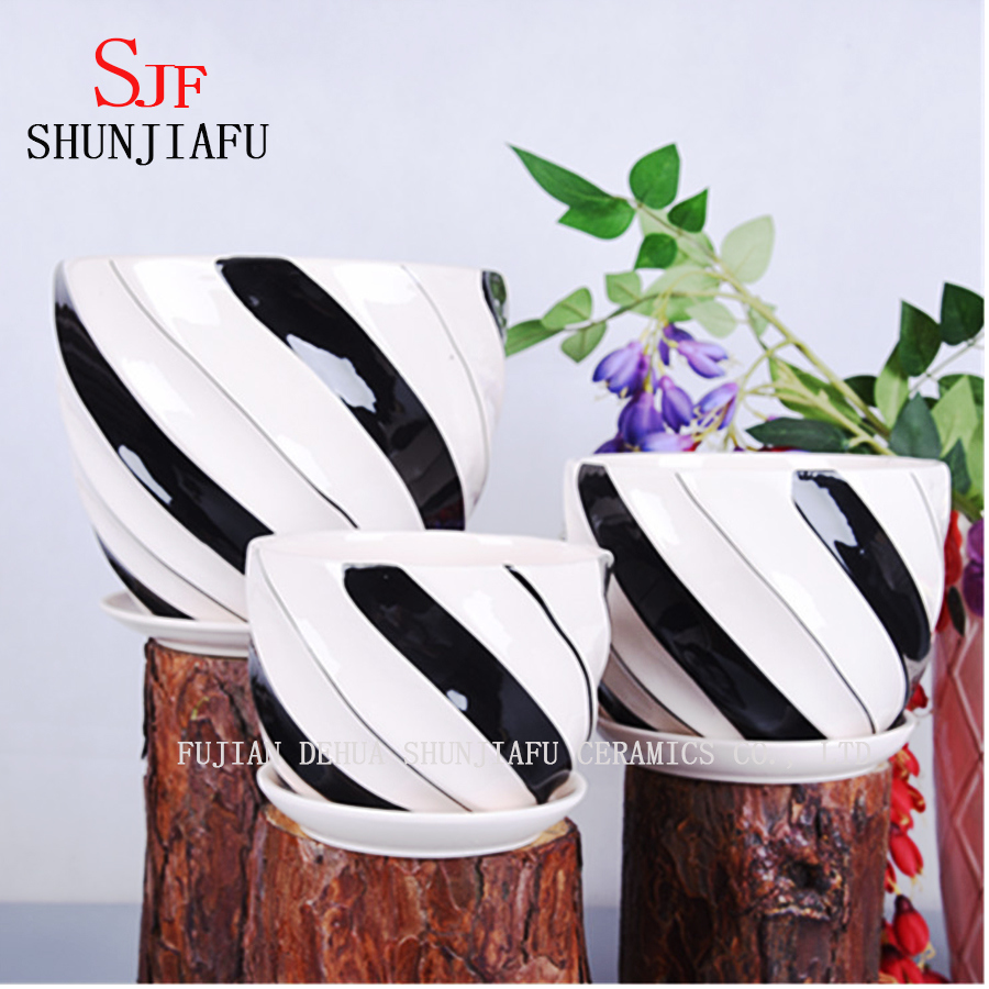 Jardini&egrave;re g&eacute;n&eacute;reuse Pot de fleurs en c&eacute;ramique moderne