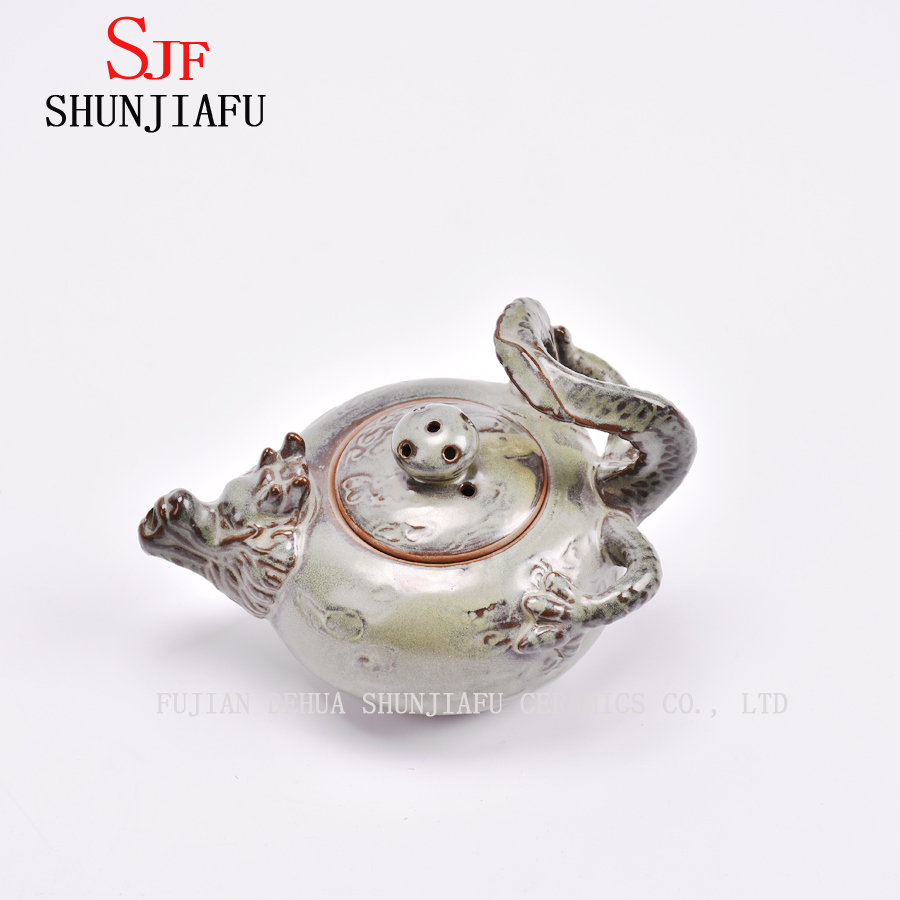 Forme de beaut&eacute; r&eacute;tro et unique de th&eacute;i&egrave;re en c&eacute;ramique / a