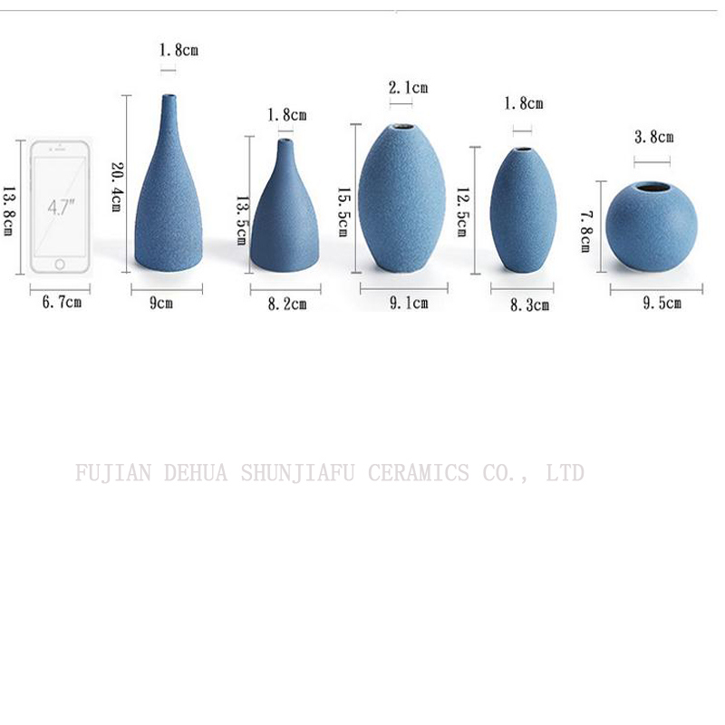 Vase en c&eacute;ramique bleu et noir mat moderne de style europ&eacute;en