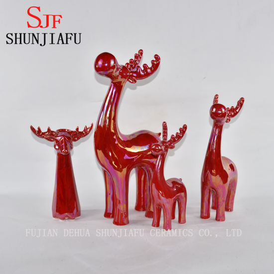 Cerf en céramique pour la décoration de la maison finition émaillée perle rouge