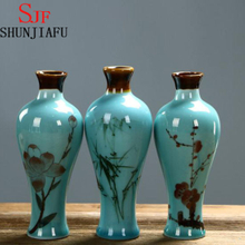 Vase en céramique avec motif floral