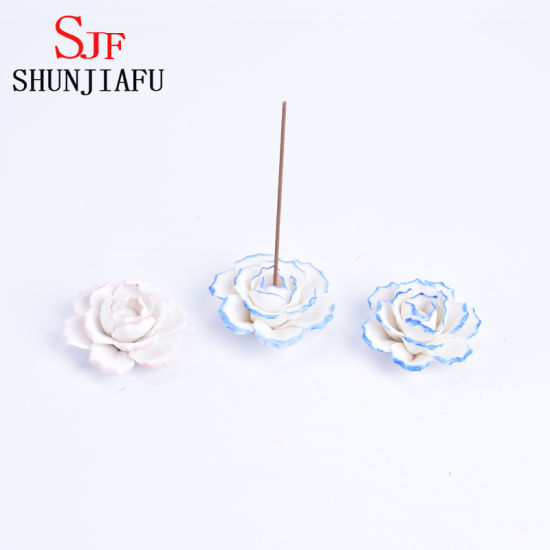 Brûleur d'encens de type fleur en céramique fabriqué à la main pour bâtons