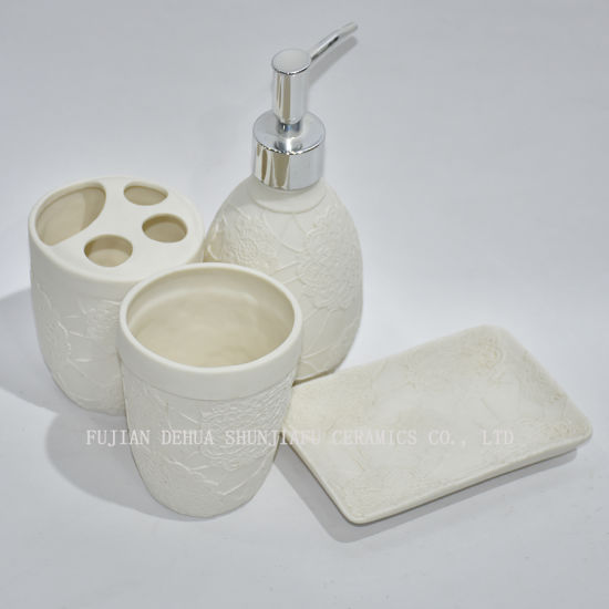 Ensemble de salle de bain 4 pièces en céramique blanche