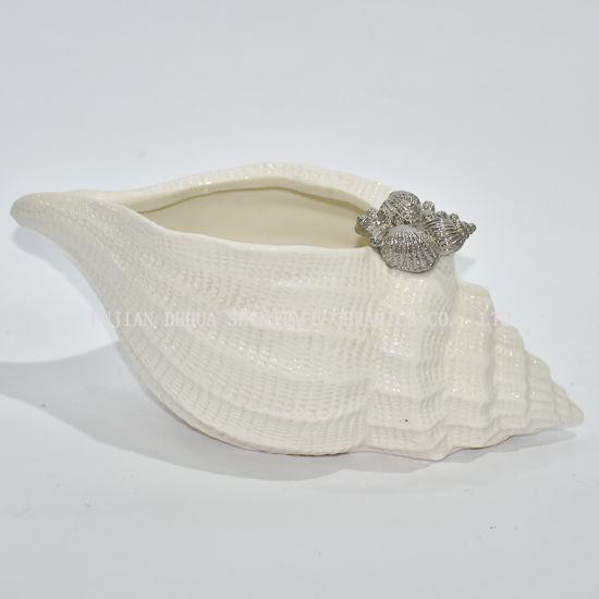 Articles d'ameublement de salle de bain / Forme de conque en céramique