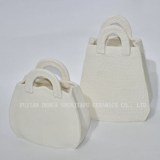 Pot de fleur en forme de sac