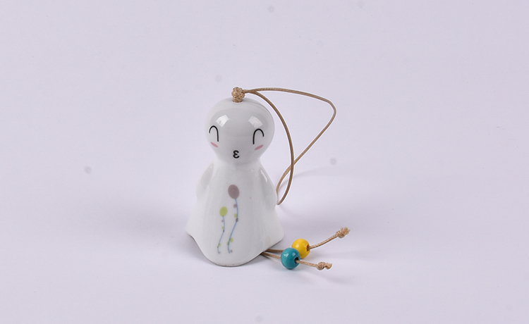 Belles cloches &agrave; vent en c&eacute;ramique de carillons de jardin de poup&eacute;es ensoleill&eacute;es japonaises (le style peut varier)