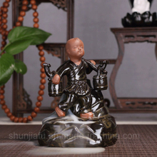 The Young Monk Decoration Brûleur d'encens Fumée Refoulement Céramique