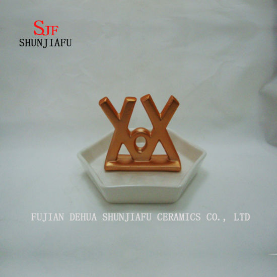 Nouvelle arrivée organisateur de bijoux en céramique plat support artisanat cadeau, support à bijoux