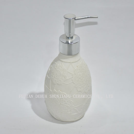 Ensemble de salle de bain 4 pièces en céramique blanche