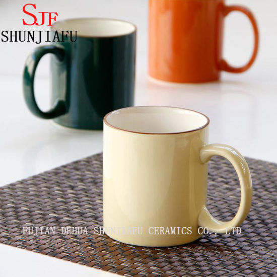Tasse de café de tasse de thé de couleur multiple en céramique de personnalisation créative à la maison.