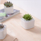 Mini pot blanc triangulaire en céramique de bureau créatif