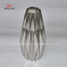 Décor à la maison de pot de vase de fleurs en origami créatif minimaliste