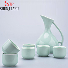Ensemble de saké vert en céramique pour la décoration de la maison