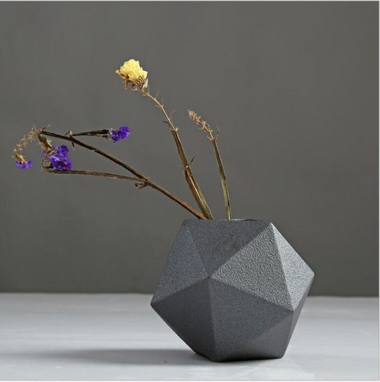 Vases en céramique de porcelaine, bouteille de fleuret noir en céramique