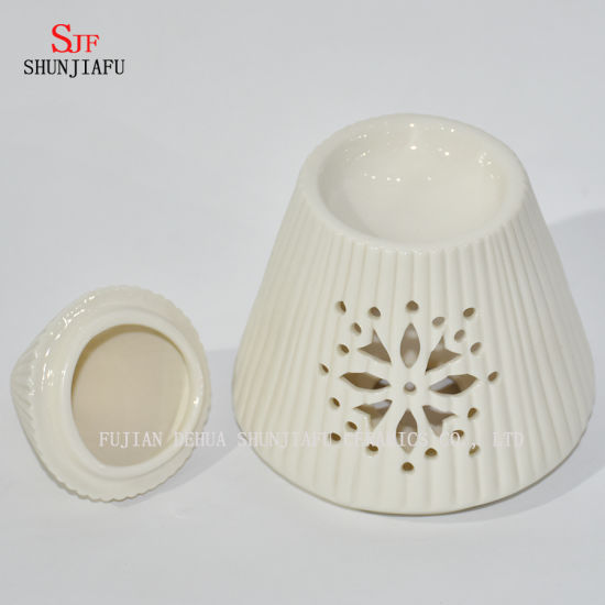 Bougeoir blanc en forme de cône en céramique