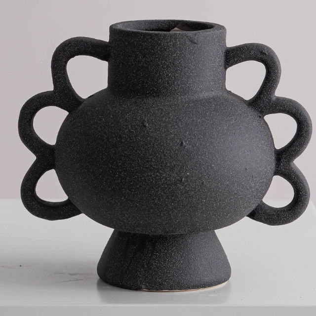 Vase en céramique décoratif de bureau