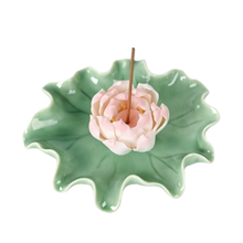 Plaque de lotus en céramique avec brûleur d'encens en céramique avec fleur en céramique