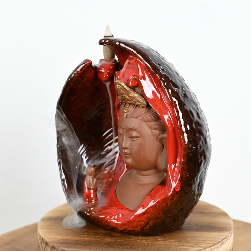 Brûleur d'encens à refoulement de cascade de Guanyin en céramique de vente directe du fabricant