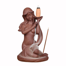 Main tenant des statues de déesse de cône d'encens à reflux brûleur d'encens à reflux en céramique