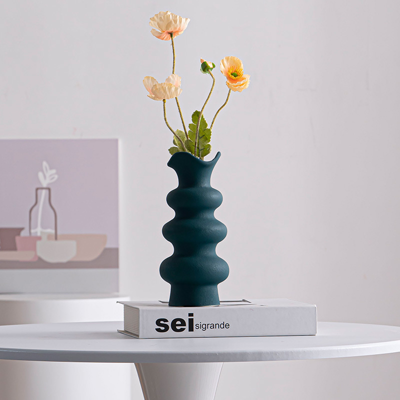 Pink, bleu, noir, blanc, conception de style fleur à trois couches