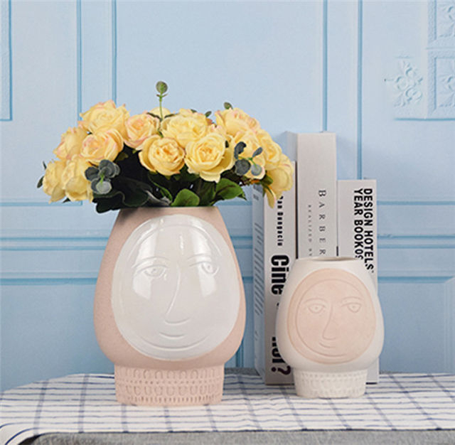 Décoration de la maison Visages abstraits Vases décoratifs Visage de relief en céramique Vase en céramique pour visage