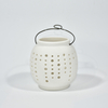 Porcelaine blanche portable circulaire creux bougie en céramique motif en céramique creux en céramique