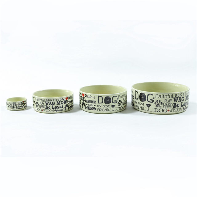 Bol à grains de bol à eau pour chiens Empreintes de pas Beaux produits pour animaux de compagnie Bol en céramique à un bol