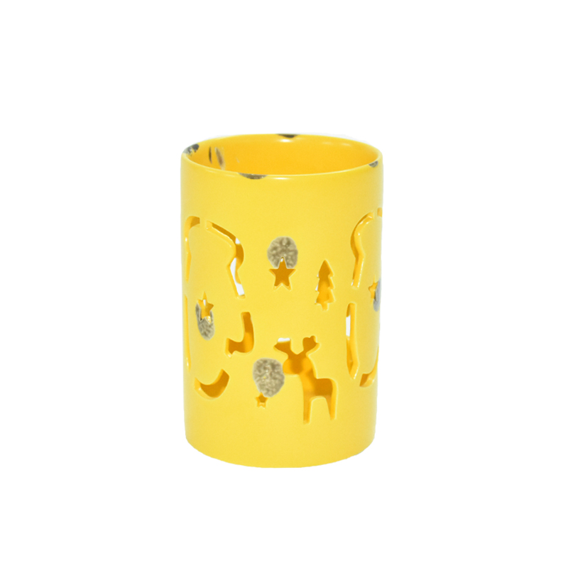 Lanternes de bougies en céramique de glaçure jaune de coeur de Noël évidé