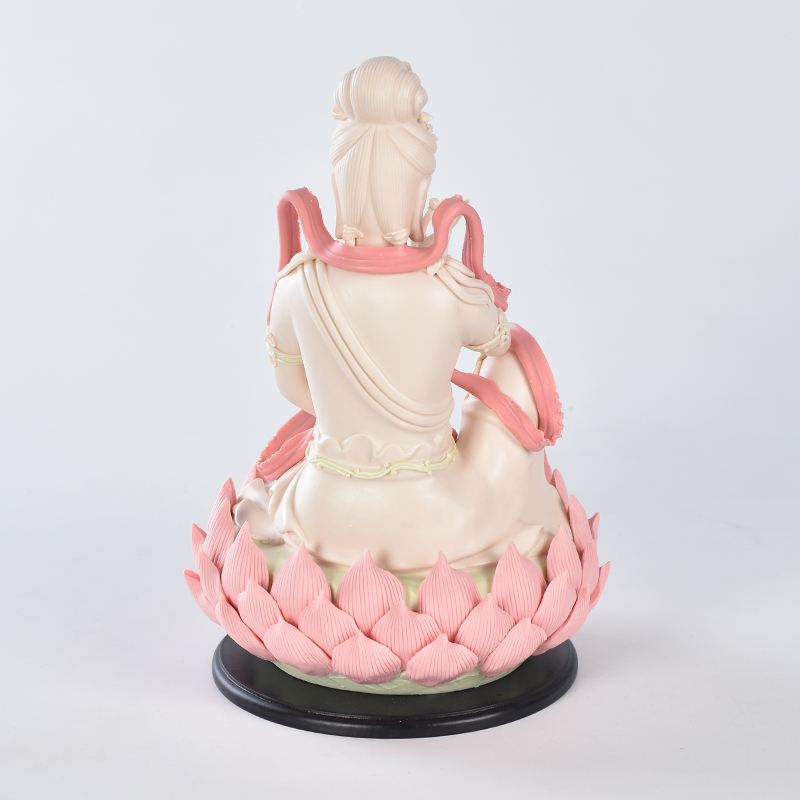 Statue de Bouddha Guanyin en céramique