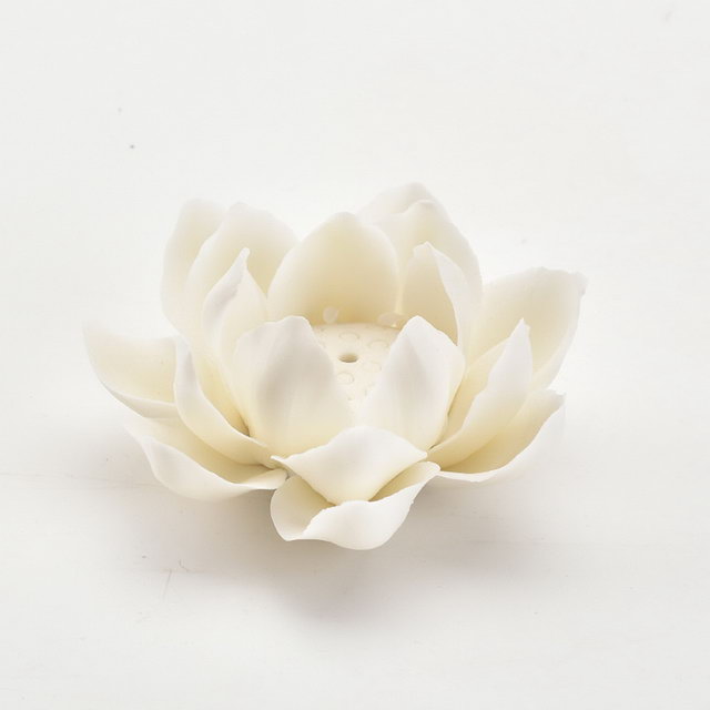 Couleur blanche décor à la maison personnalisé fleur design porte-encens porte-encens en céramique