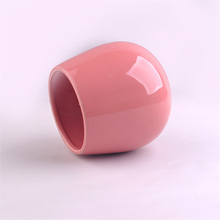 Tasse à bougie en céramique rose de différentes couleurs
