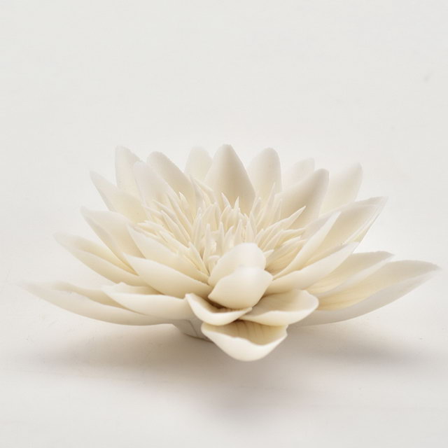 Couleur blanche décor à la maison personnalisé fleur design porte-encens porte-encens en céramique