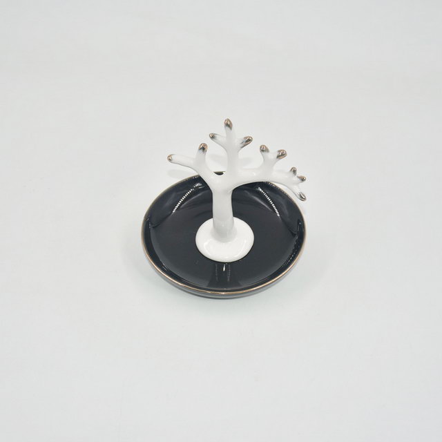 Design différent décor à la maison cadeau plateau d'affichage de bijoux cadeau de mariage porte-bague en céramique plateau de bibelot personnalisé