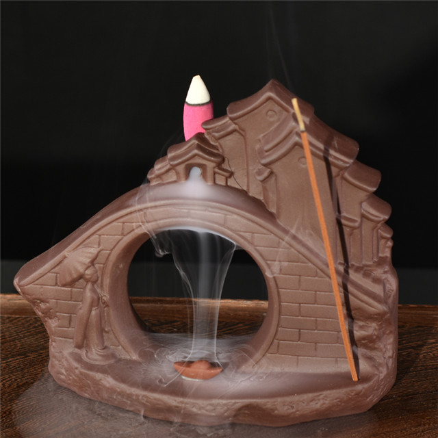 Ameublement décorer Statue en céramique Villa de ville petite famille de pont brûleur d'encens à reflux en céramique