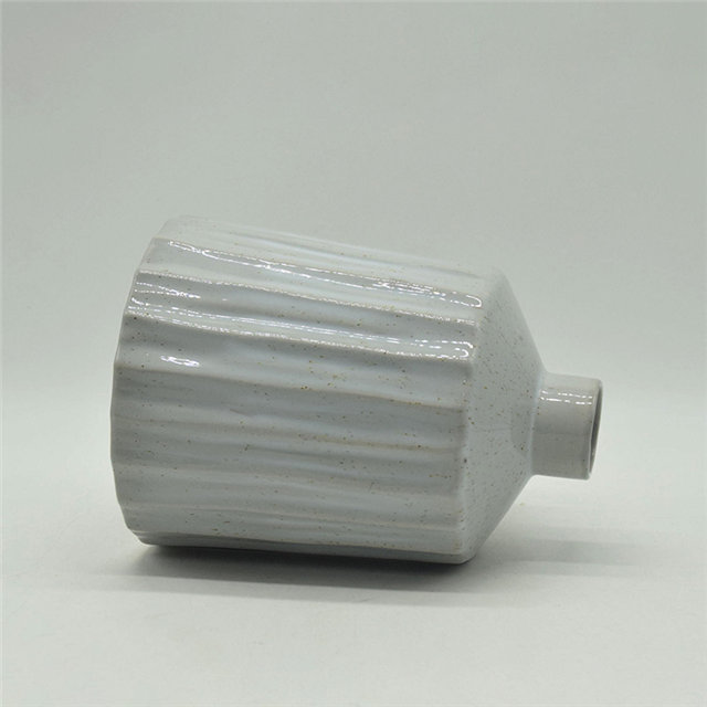 Décoration d'ameublement de table Vase en céramique décoration de bureau polyédrose Vase en céramique blanc gris