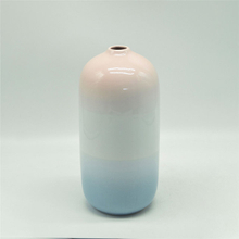 Décoration d'ameublement Vase en céramique de table Décoration de bureau Vase en céramique bleu et rouge de polyédrose