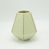 Décoration d'ameublement Vase en céramique de table Décoration de bureau Vase en céramique jaune polyédrose