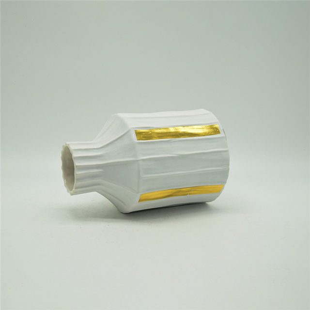 Style moderne points blancs style rugby coloré jaune doré Baisha Phnom Penh vase en céramique de style moderne