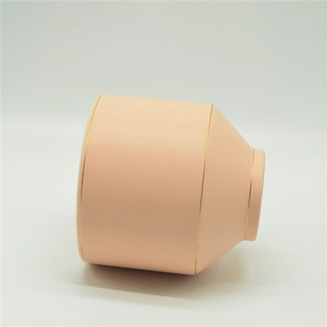 Vase en céramique rose coloré de style de rugby de points blancs de style moderne