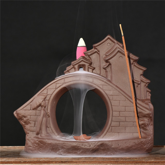 Ameublement décorer Statue en céramique Villa de ville petite famille de pont brûleur d'encens à reflux en céramique